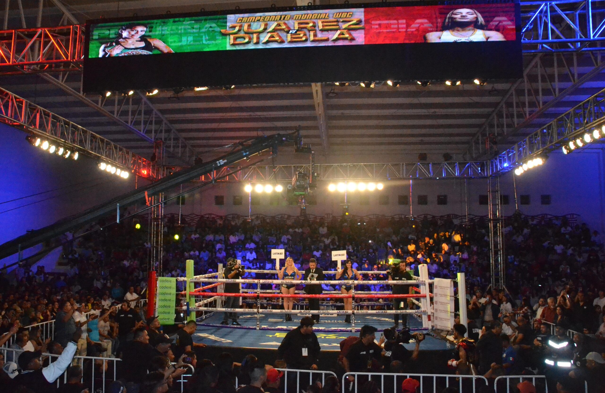 LALO MARTÍNEZ Y ‘SEPULTURERO’ MUNGUÍA JR. CONQUISTAN TEQUISQUIAPAN CON SU TALENTO